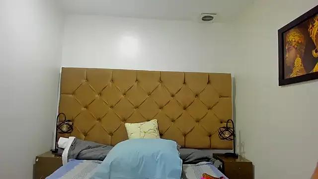 QueenMatturex from StripChat
