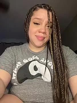 QueenNuttCollector from StripChat
