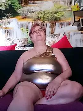 QueenPammy1 from StripChat