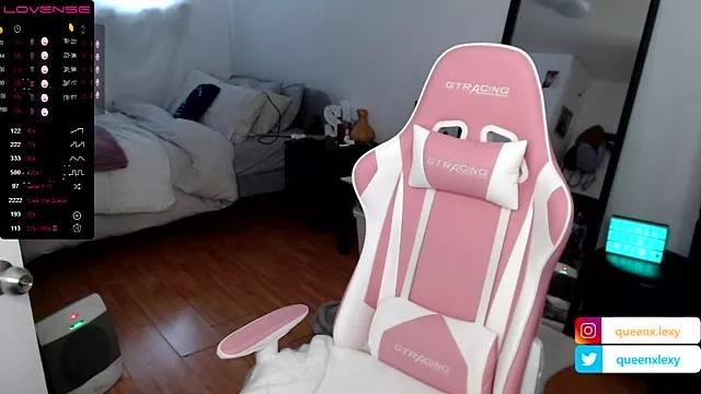 queenxlexy from StripChat