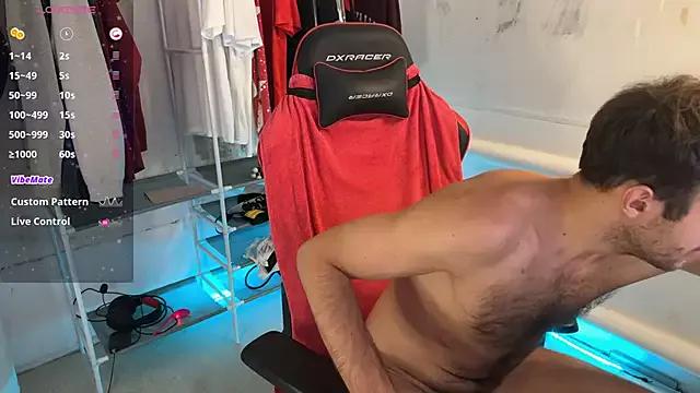 Raamoss from StripChat