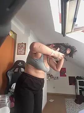 Girls: try live performances with matured performers, from dancing to quirks, in a variety of beautiful sex cams.