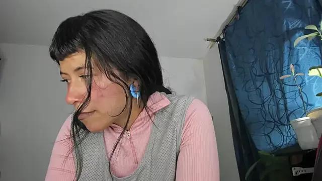 Photos of Raven_aeris from StripChat is Freechat