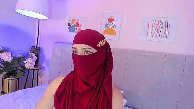 rawiya from StripChat is Freechat