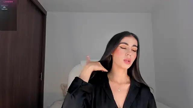 RebeccaBaxter from StripChat