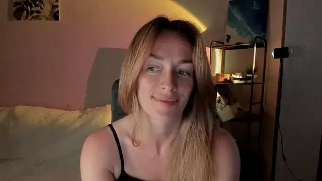 RebeccaMartinez from StripChat