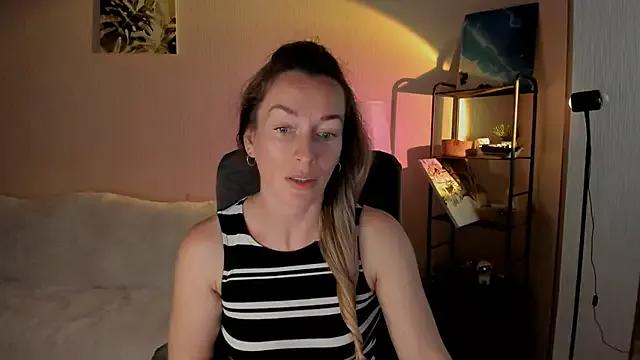 RebeccaMartinez from StripChat