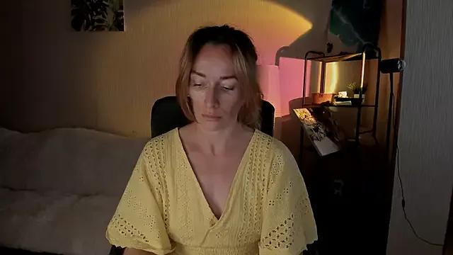 RebeccaMartinez from StripChat