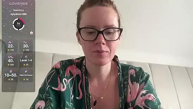 redheadrosie69 from StripChat is Freechat