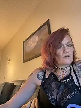 renegade_vyxxen from StripChat