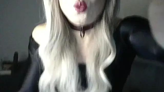 Reneta_Rebekka_Lopez from StripChat