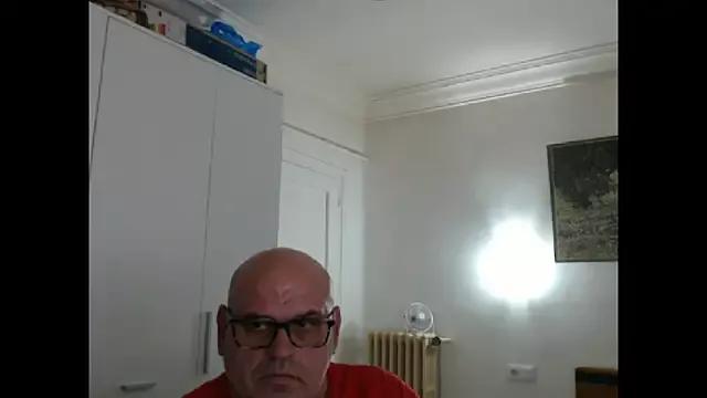 Photos of REYI31 from StripChat is Freechat