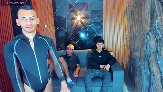 Rick_big from StripChat is Freechat