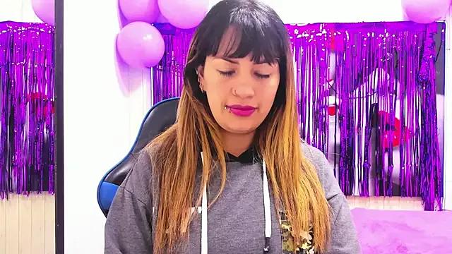 Rihana_Milan from StripChat is Freechat