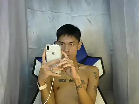 riks_tyler from StripChat is Freechat