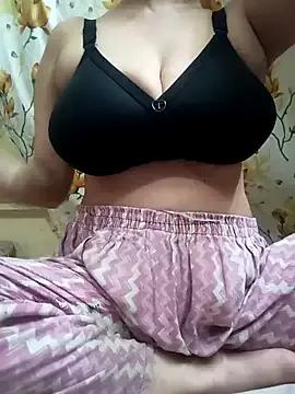 Ritika_ranii from StripChat