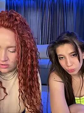 RollingGirlzzz from StripChat