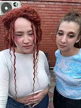 RollingGirlzzz from StripChat