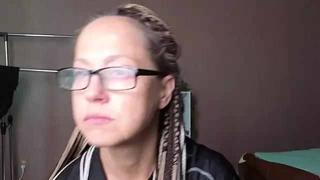 Ronda_Rouse from StripChat is Freechat