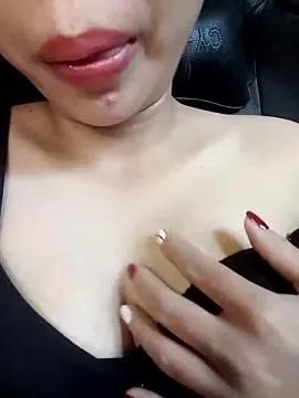 Rose-Red88 on StripChat 