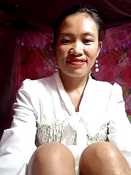 rubi_bae from StripChat is Freechat