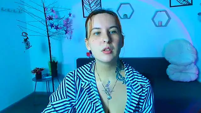 Photos of RubyHolmess from StripChat is Freechat