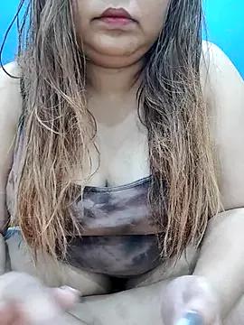 Ruchikalive from StripChat is Freechat