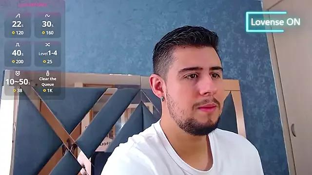 ryan_evanss from StripChat is Freechat