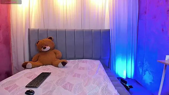Girls: try live performances with matured performers, from dancing to quirks, in a variety of beautiful sex cams.