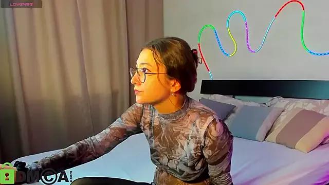 Sally_Manson from StripChat is Freechat