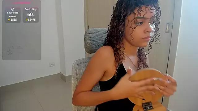 sally_rousse from StripChat