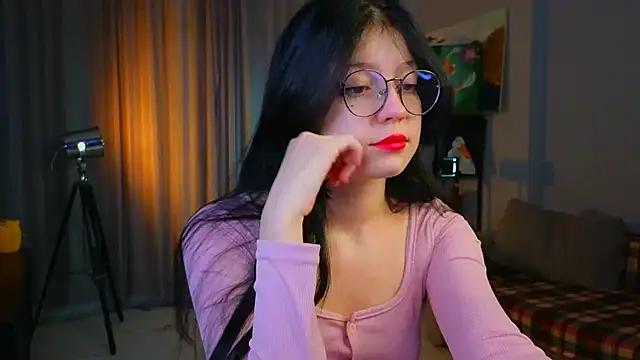 SallyBarnecc from StripChat