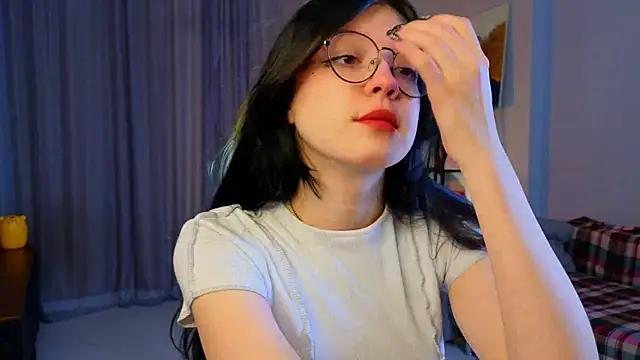 SallyBarnecc from StripChat