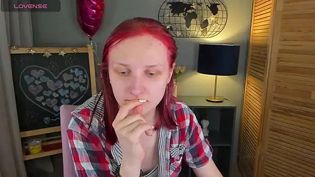 SallyFishery from StripChat