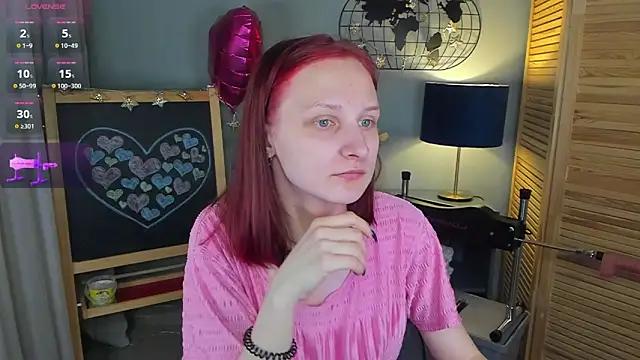 SallyFishery from StripChat