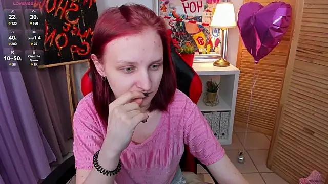 SallyFishery from StripChat
