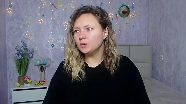 SallyVerda from StripChat