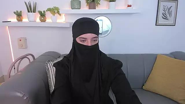 salma_arabicc from StripChat is Freechat