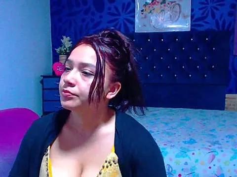 SamantaAndCristal from StripChat