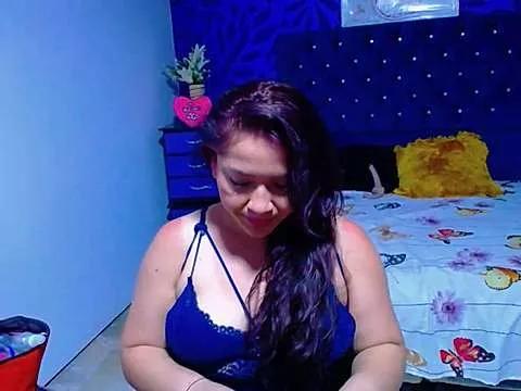 SamantaAndCristal from StripChat