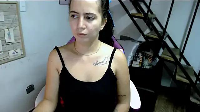 samantha_baby_ from StripChat