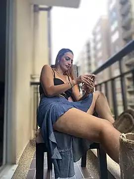 Samantha_bigboobs from StripChat