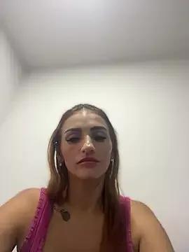 Samantha_bigboobs from StripChat