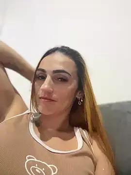 Samantha_bigboobs from StripChat