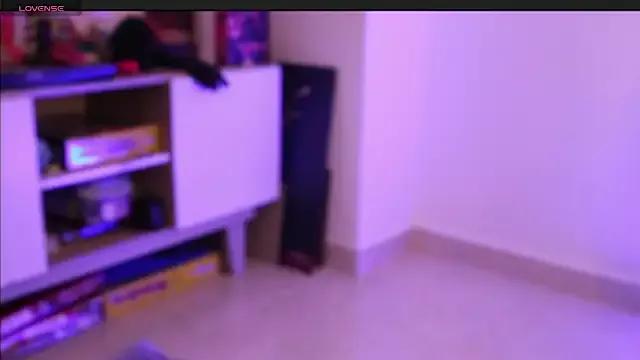 samantha_cherry from StripChat