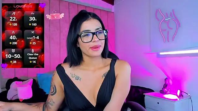 Samantha_Scott1 from StripChat