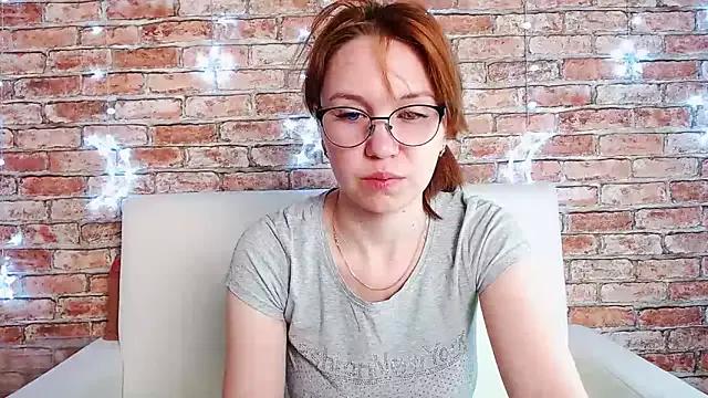 Samantha_XKiss on StripChat