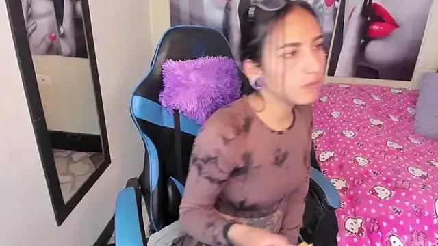 Samanthademonx20_ from StripChat