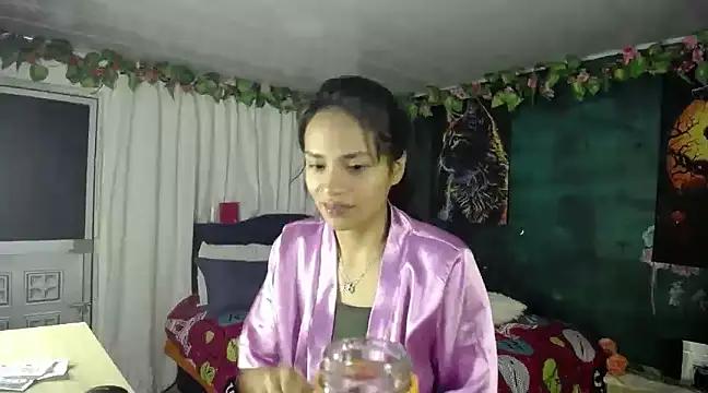 Samara_Beltran from StripChat