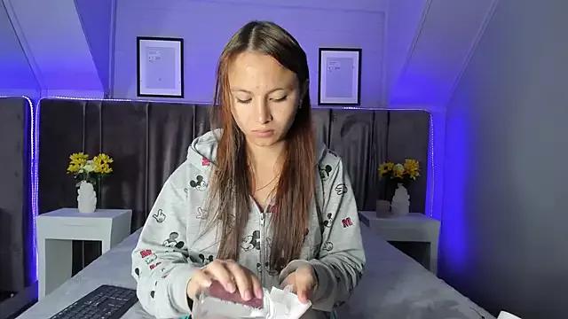 Samaraa__1 from StripChat